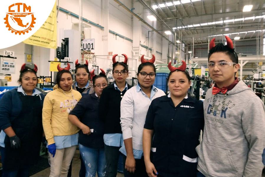 Disfraces de la Empresa HiLex Mexicana Planta El Marqués. Federación