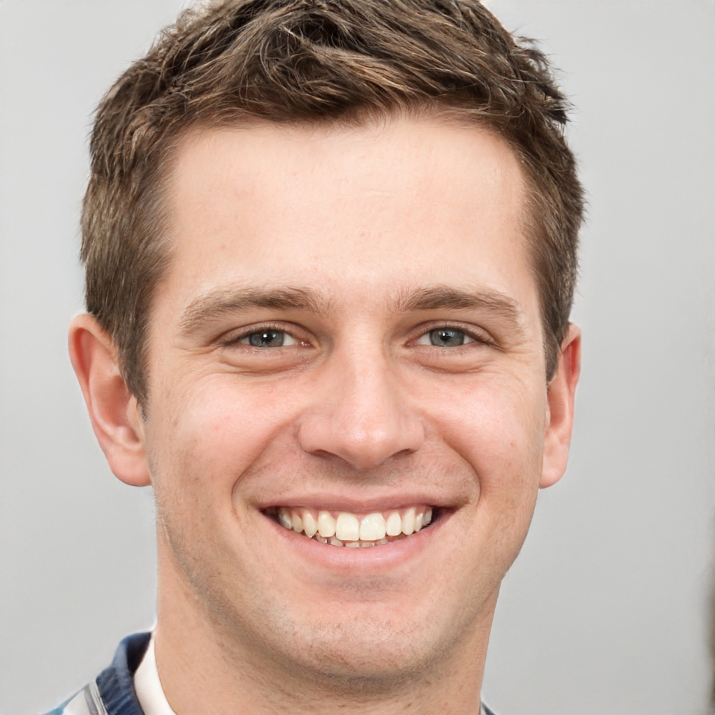 Do personal trainers need to be fit?