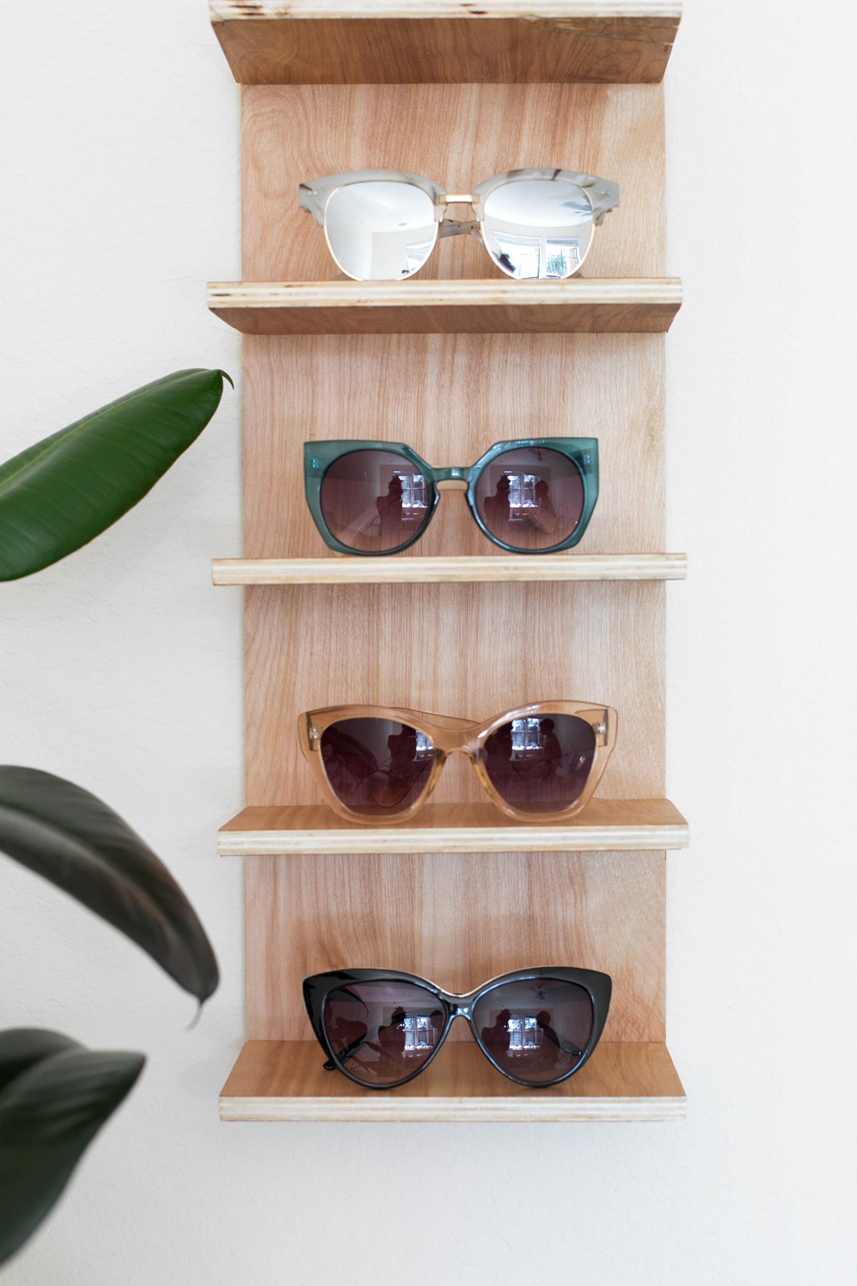 Renter Friendly DIY Sunglasses Holder for End of Summer Storage ctrl