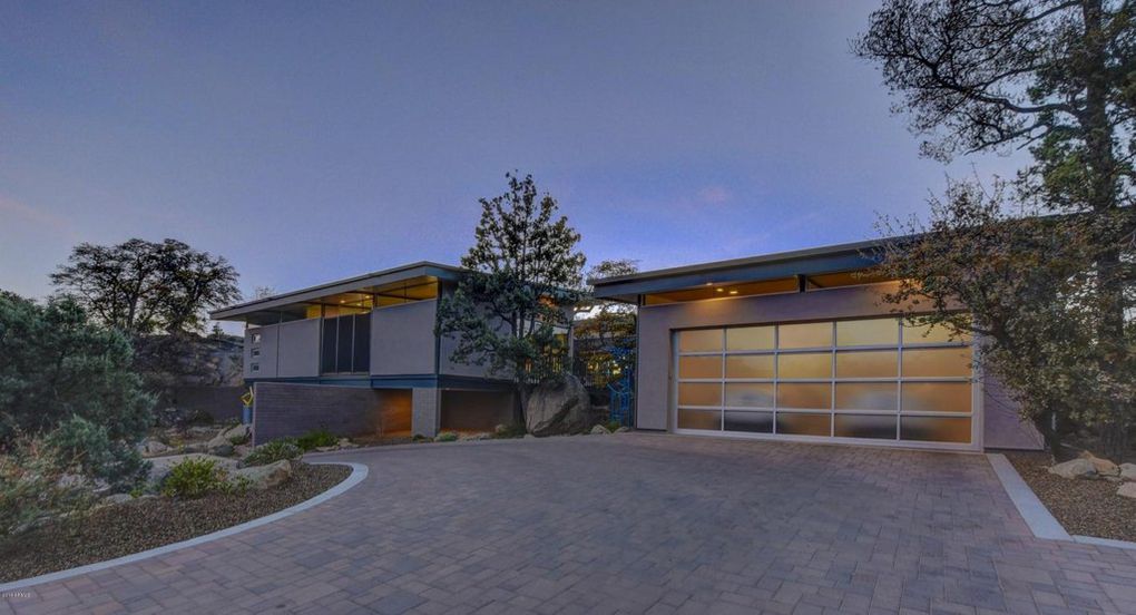 Prescott House by Architect, Edward B. Sawyer Caruso Turley Scott, Inc.