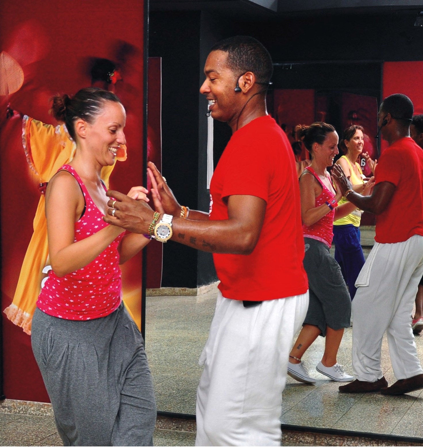 BAILA EN CUBA Cuba's Biggest Salsa Party!