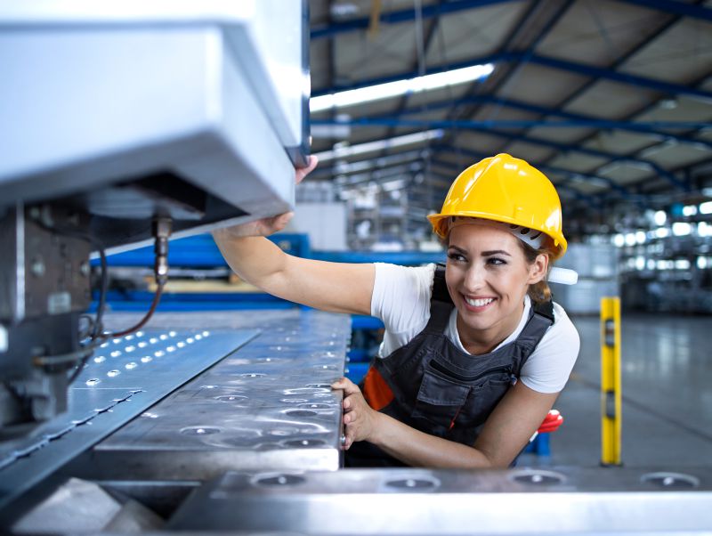 PROFESSIONAL SERVICES Cube Hub Inc.