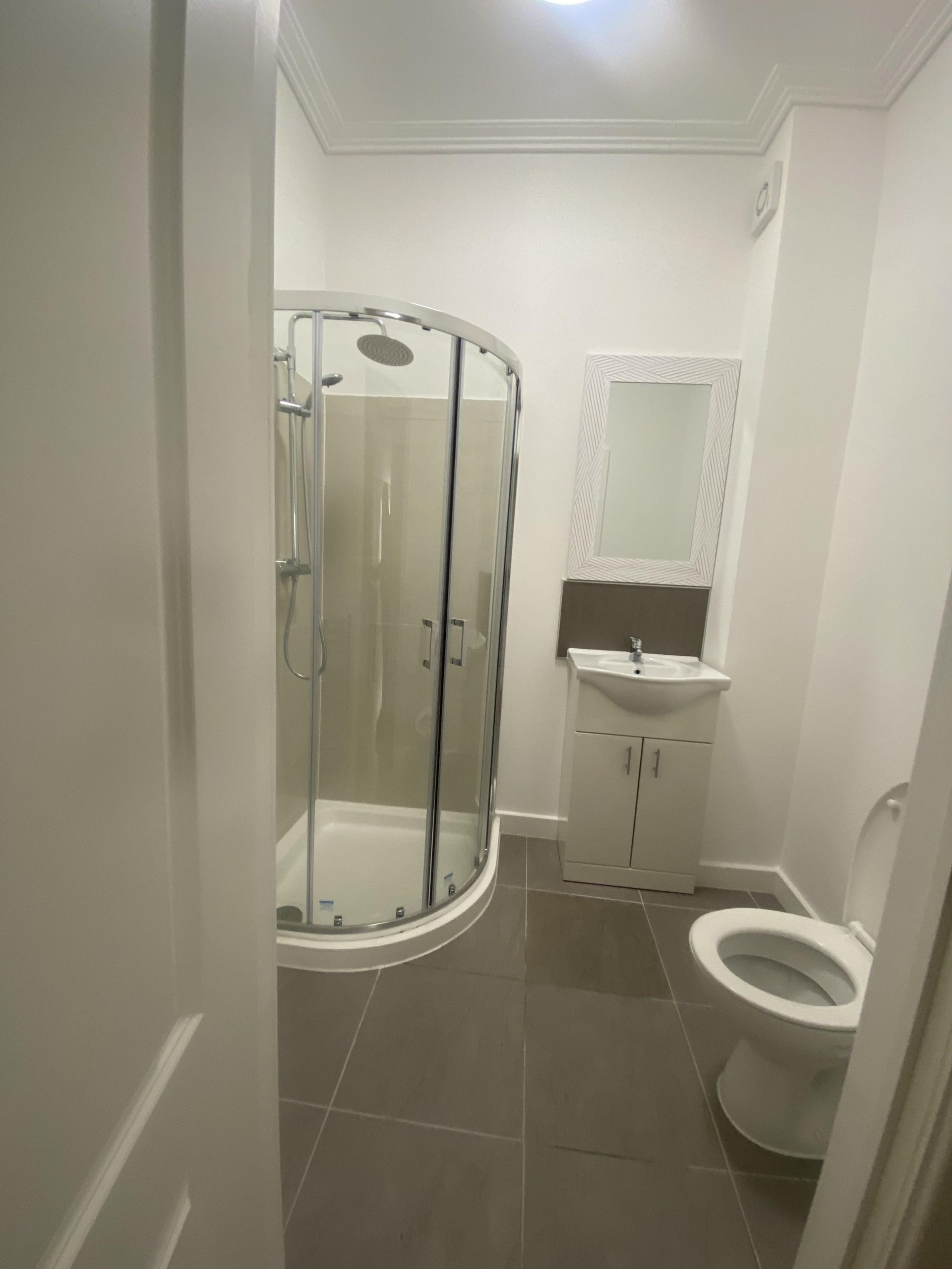 Flat 4, 91a Kirkgate Studio Flat, Wakefield Cube Lettings Wakefield