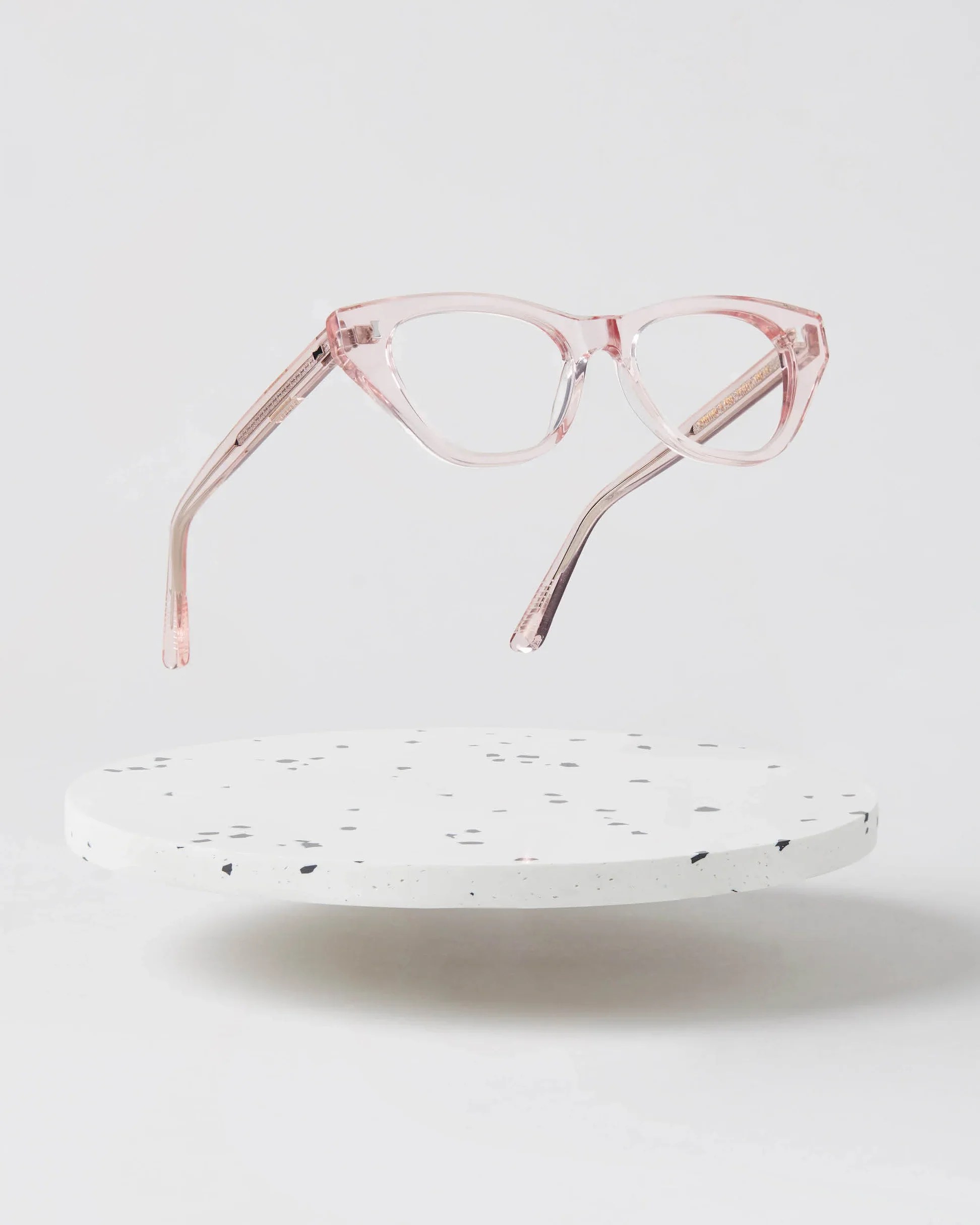 What are blue light glasses? Cubitts