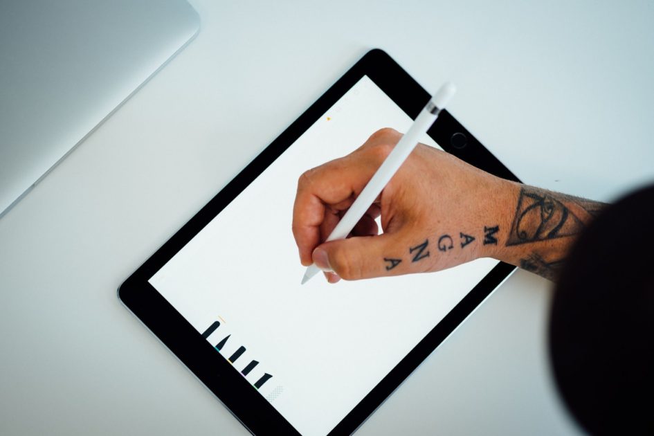 Apps to make the most out of your iPad The Chimes Apps to make the most out of your iPad The Chimes