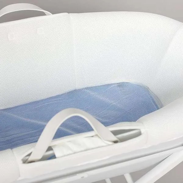 Shnuggle Moses Basket with Stand and Dressing CuddleCot