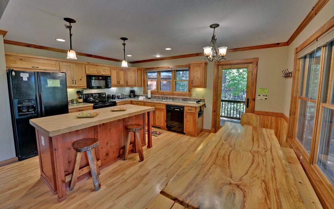 100 Acre Wood Rental Cabin Cuddle Up Cabin Rentals