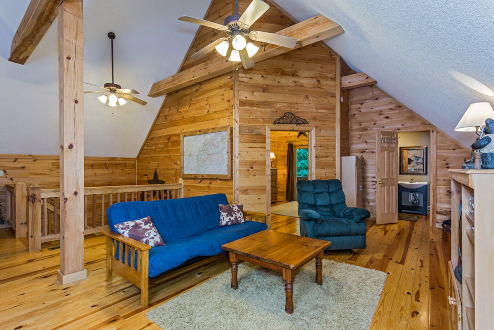 Twin Falls Rental Cabin Cuddle Up Cabin Rentals