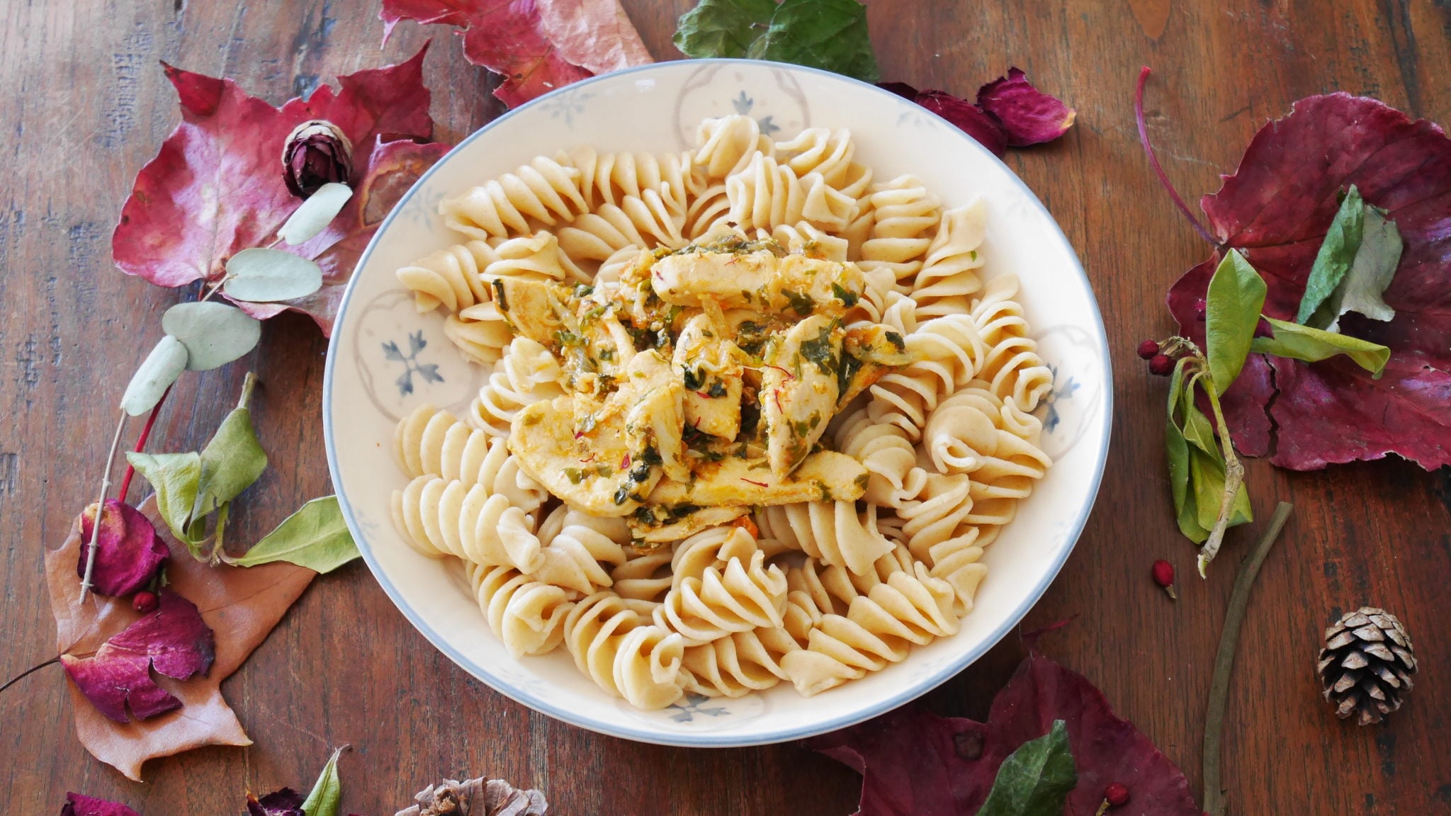 Idée dîner pâtes au blé complet et poulet au safran Cuisine Test