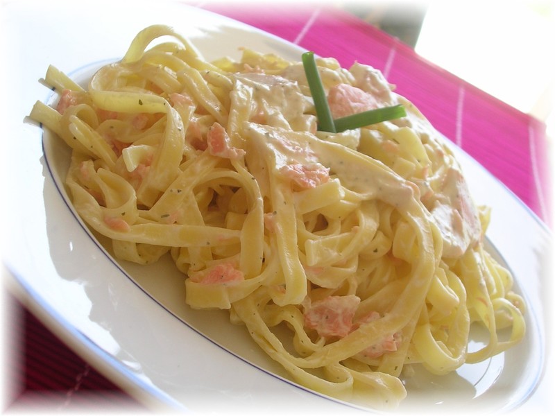 Recette Pâtes au saumon ail & fines herbes COOKEO sur La cuisine de stef Blog de cuisine de