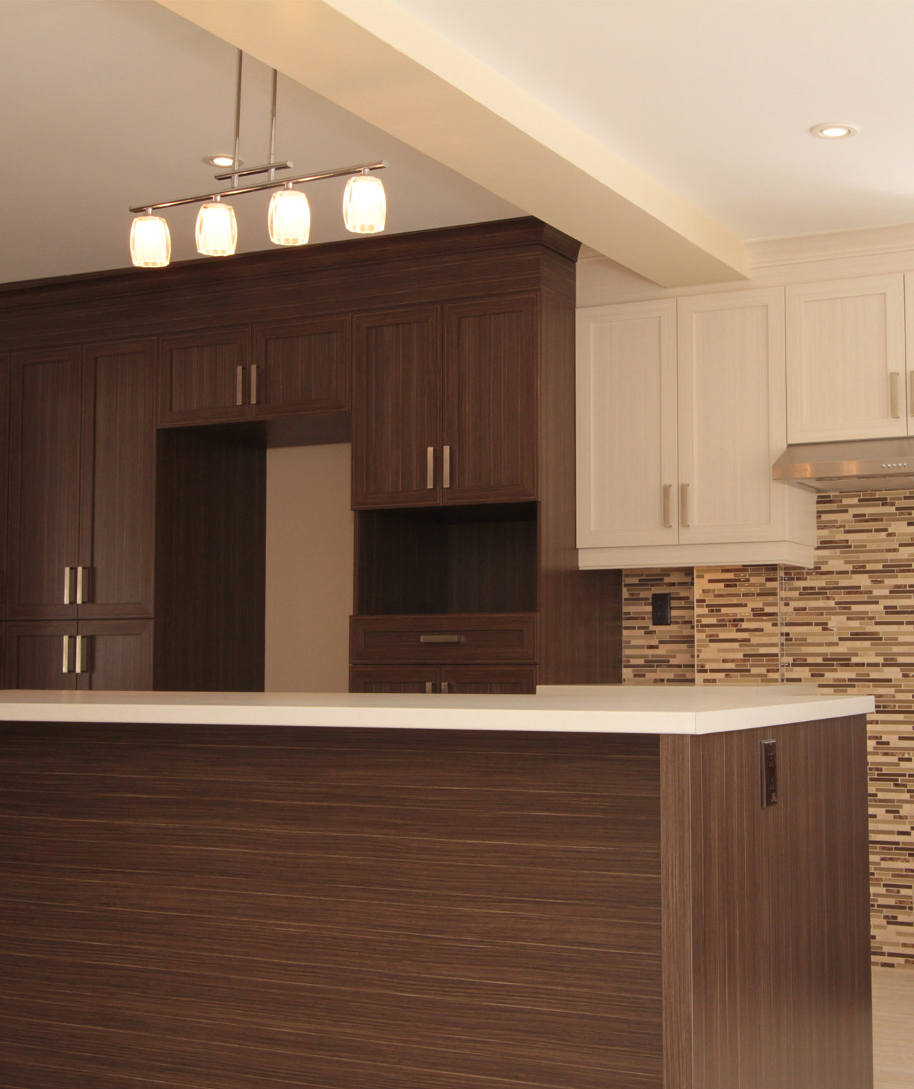 Armoires de cuisine de mélamine et Rénovation Cuisine MT