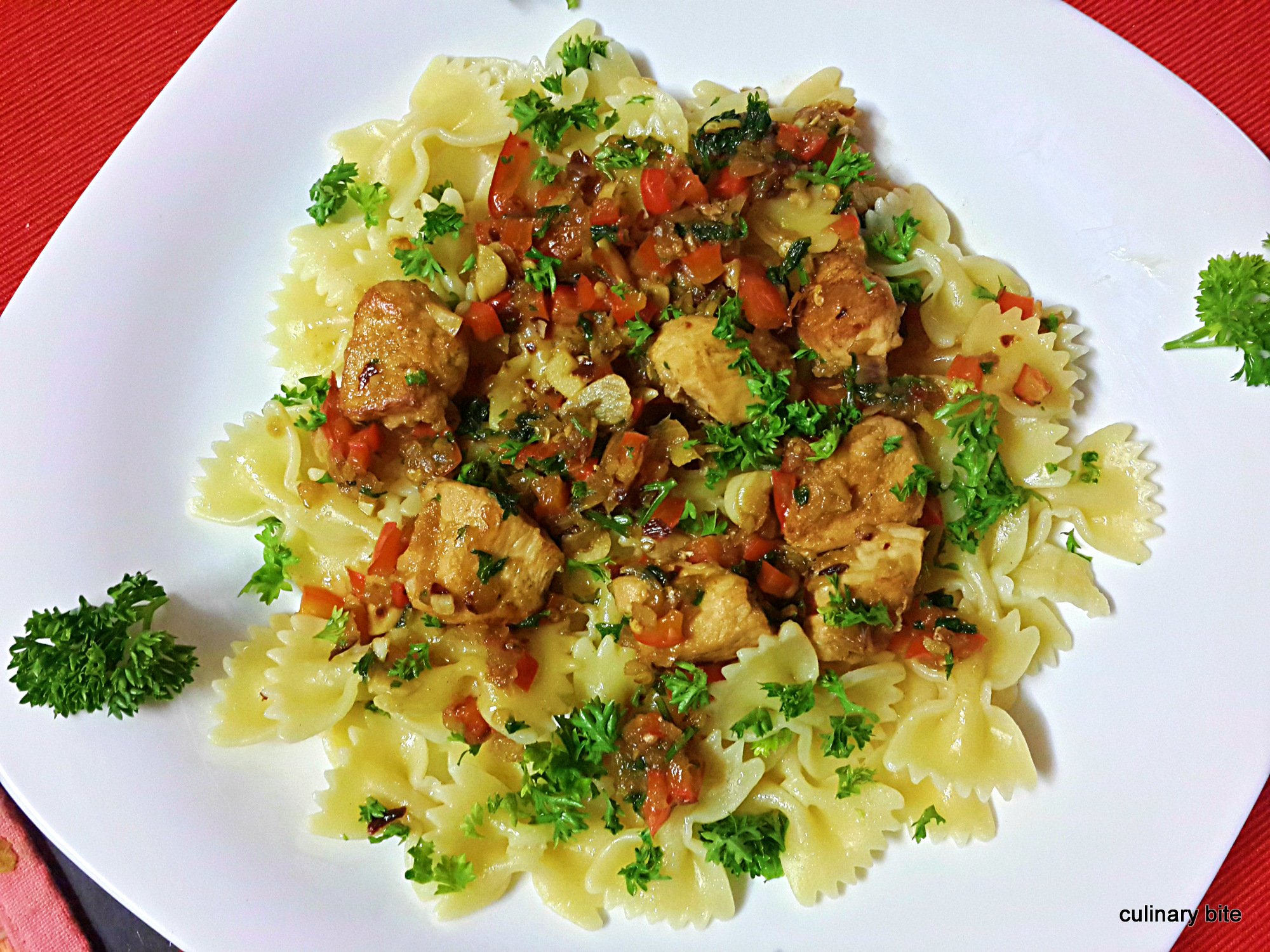 Farfalle with Parsley Chicken culinary bite