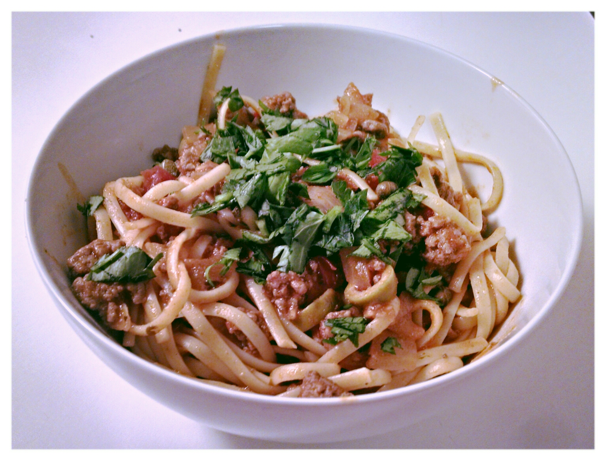 Spanish Spaghetti with Olives culinesstress