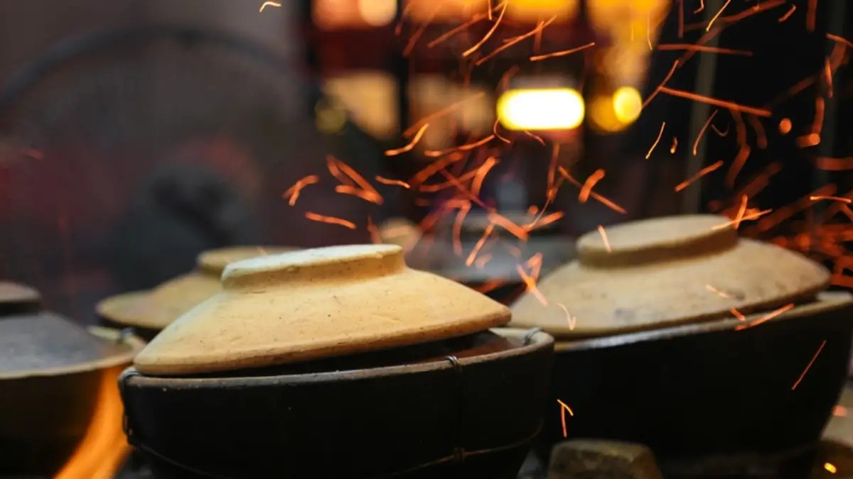 The Advantages of Using the Best Clay Vessels for Cooking Cully's Kitchen