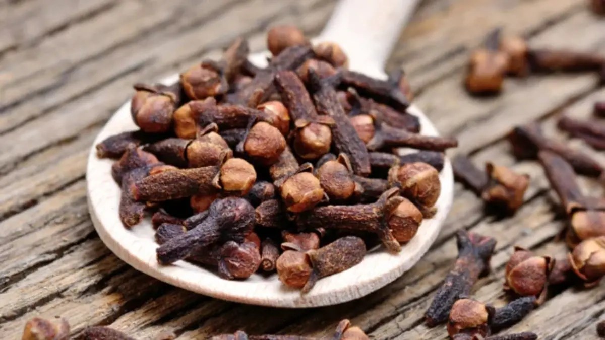 How to Tell if Cloves are Bad? Cully's Kitchen