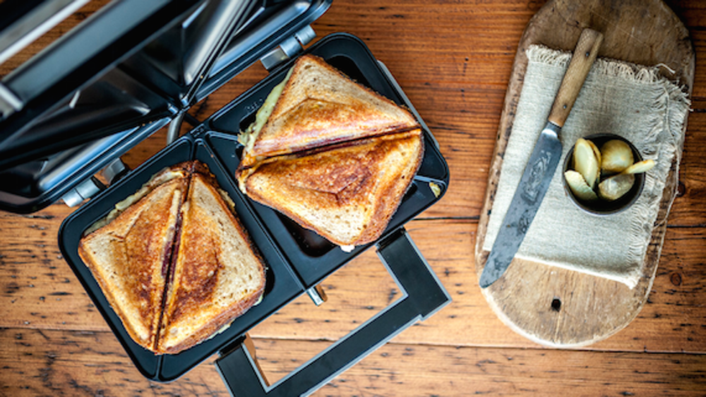 Win a sandwich maker with the Cuisinart Awesome Toastie Challenge!