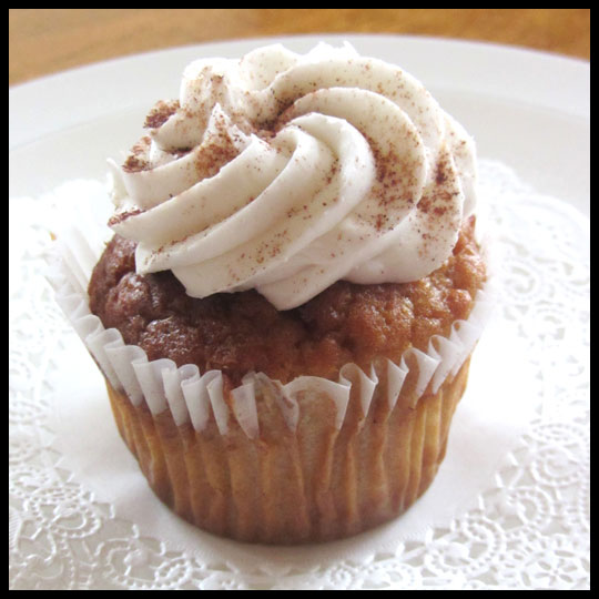 Guest Review Dessert Affairs Kiosk Columbia, MD Cupcake Crusaders