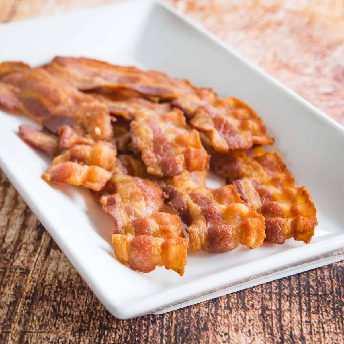 Is Bacon Strips Bad For Dogs