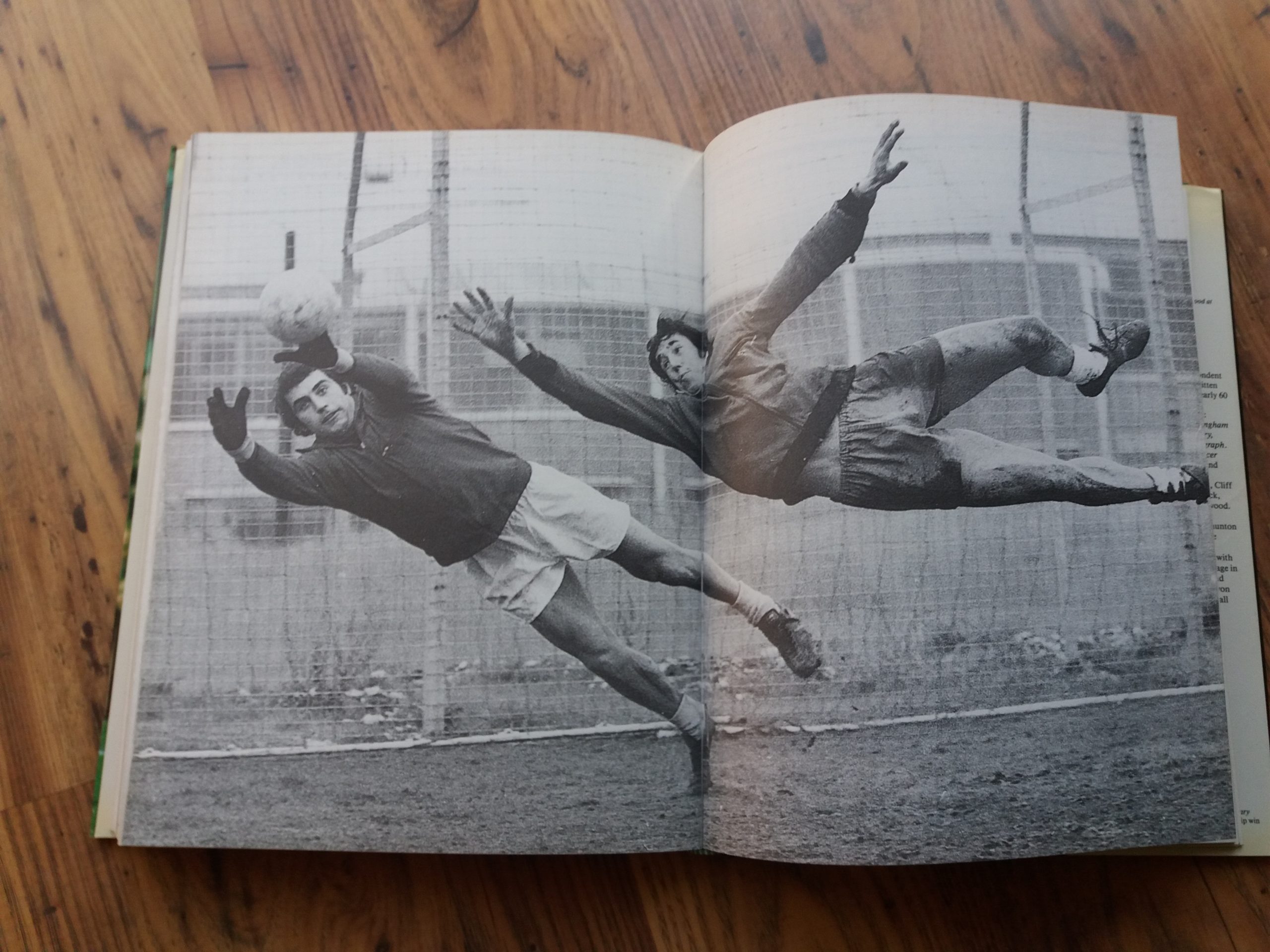 The Football League 18881988 The Official Illustrated History