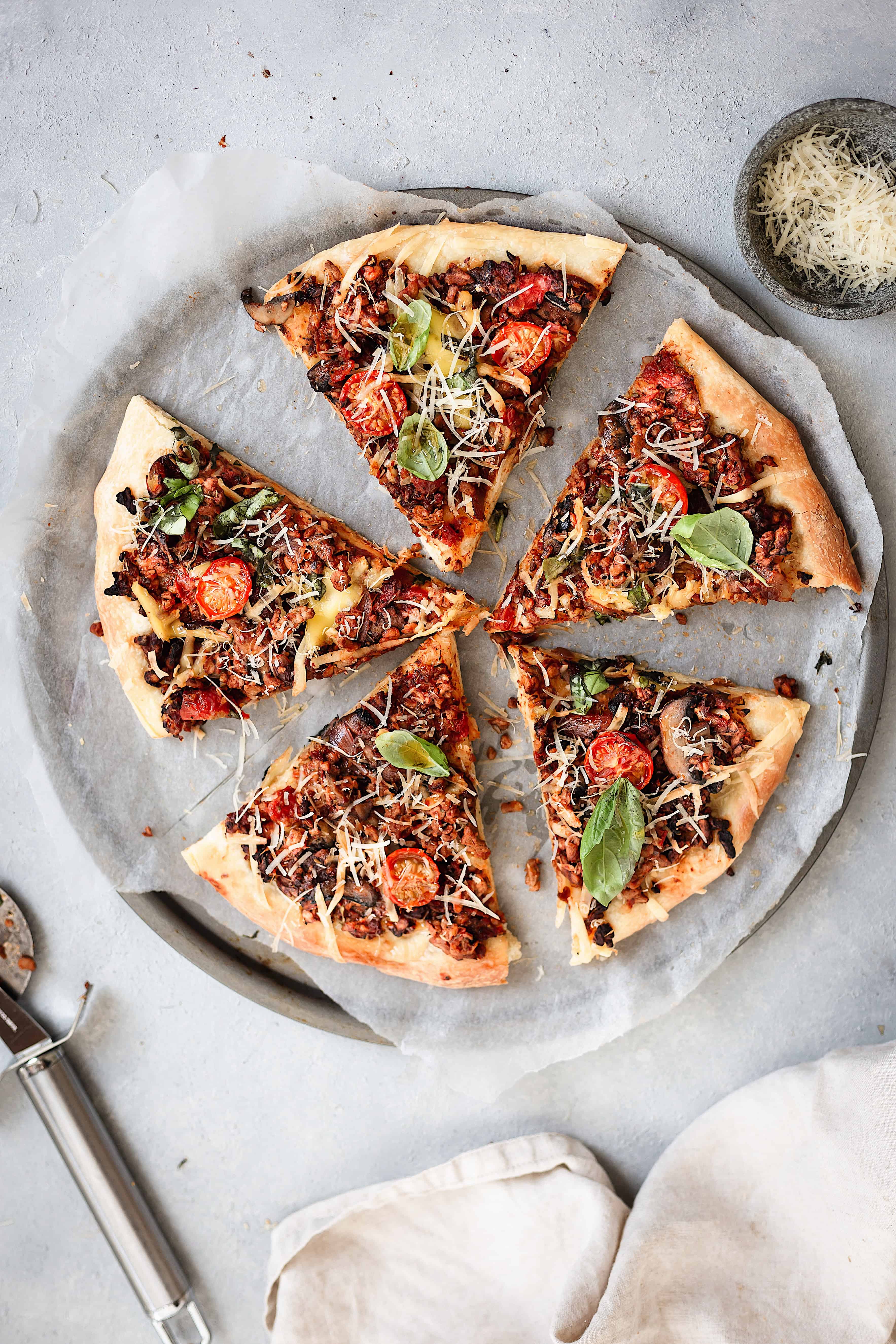 Spicy Bolognese Pizza Cupful of Kale