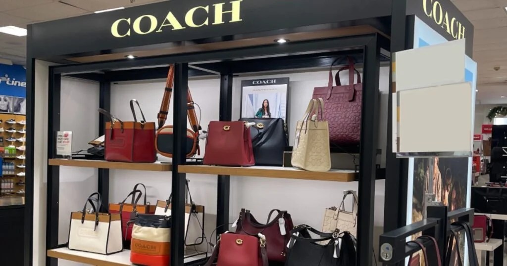 Coach Outlet Ahorra HASTA un 70 de Descuento + EXTRA 20 Off