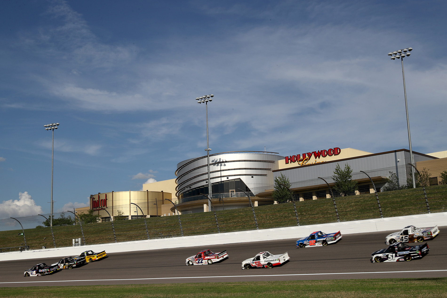 NASCAR Gander RV & Outdoors Truck Series Kansas 200