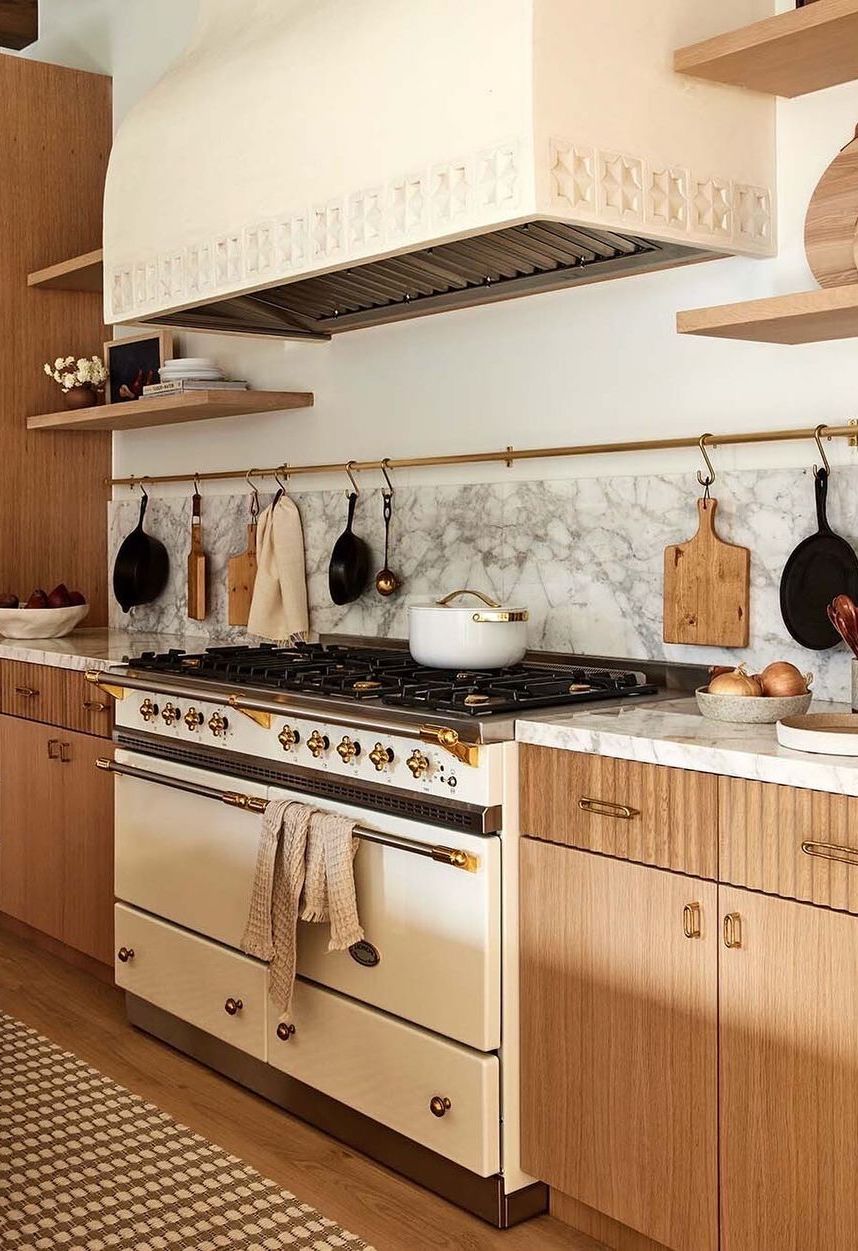 15 Designer Kitchen Range Hood Ideas to Inspire You