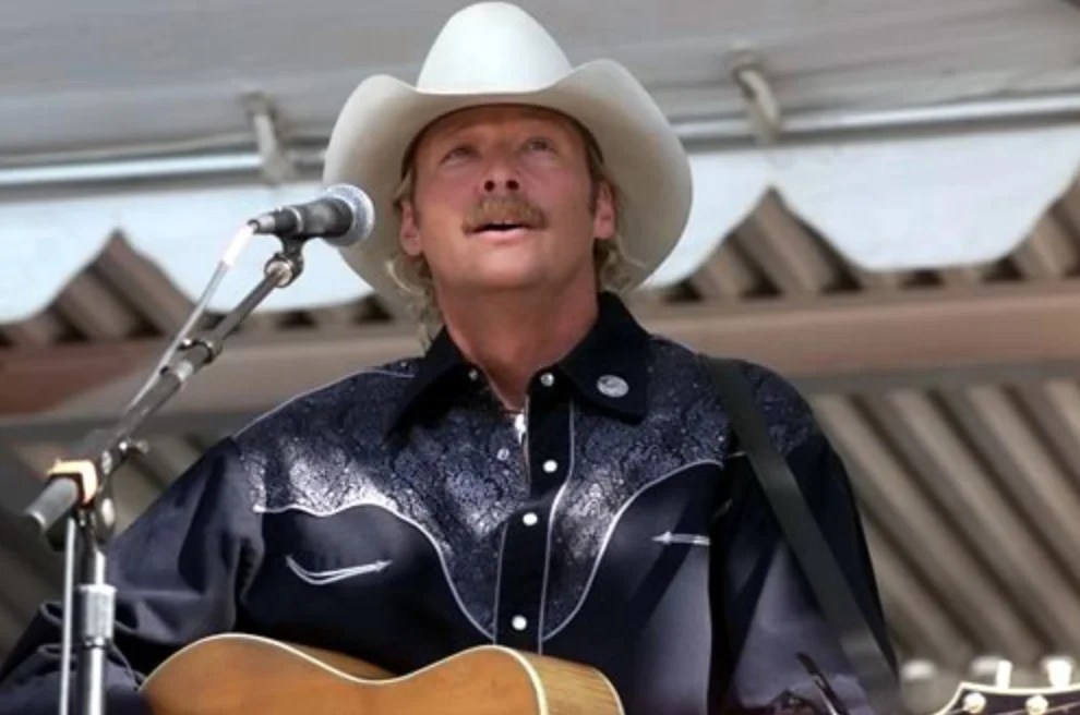 Alan Jackson Biography Country Pays Off