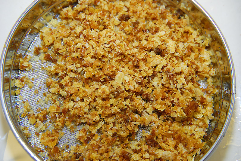 Beeswax Solar Wax Melter Curbstone Valley