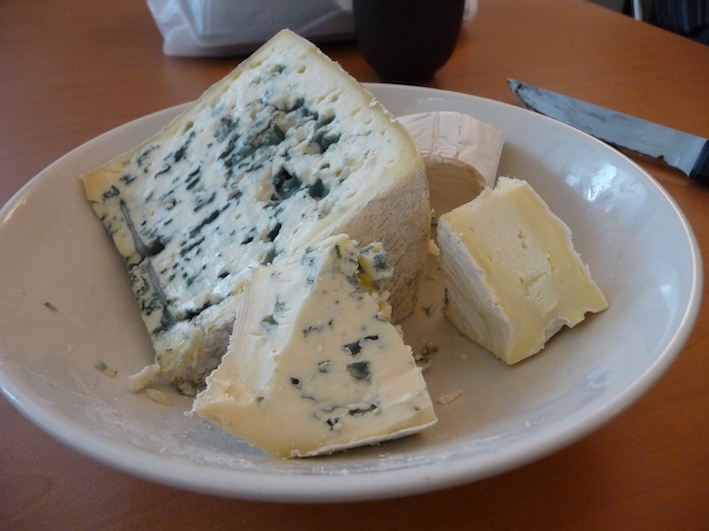 How To Make Penicillium Roqueforti At Home Curd Nerd