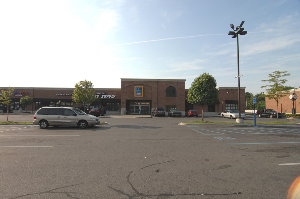MackAlter Square, Groceryanchored Shopping Center