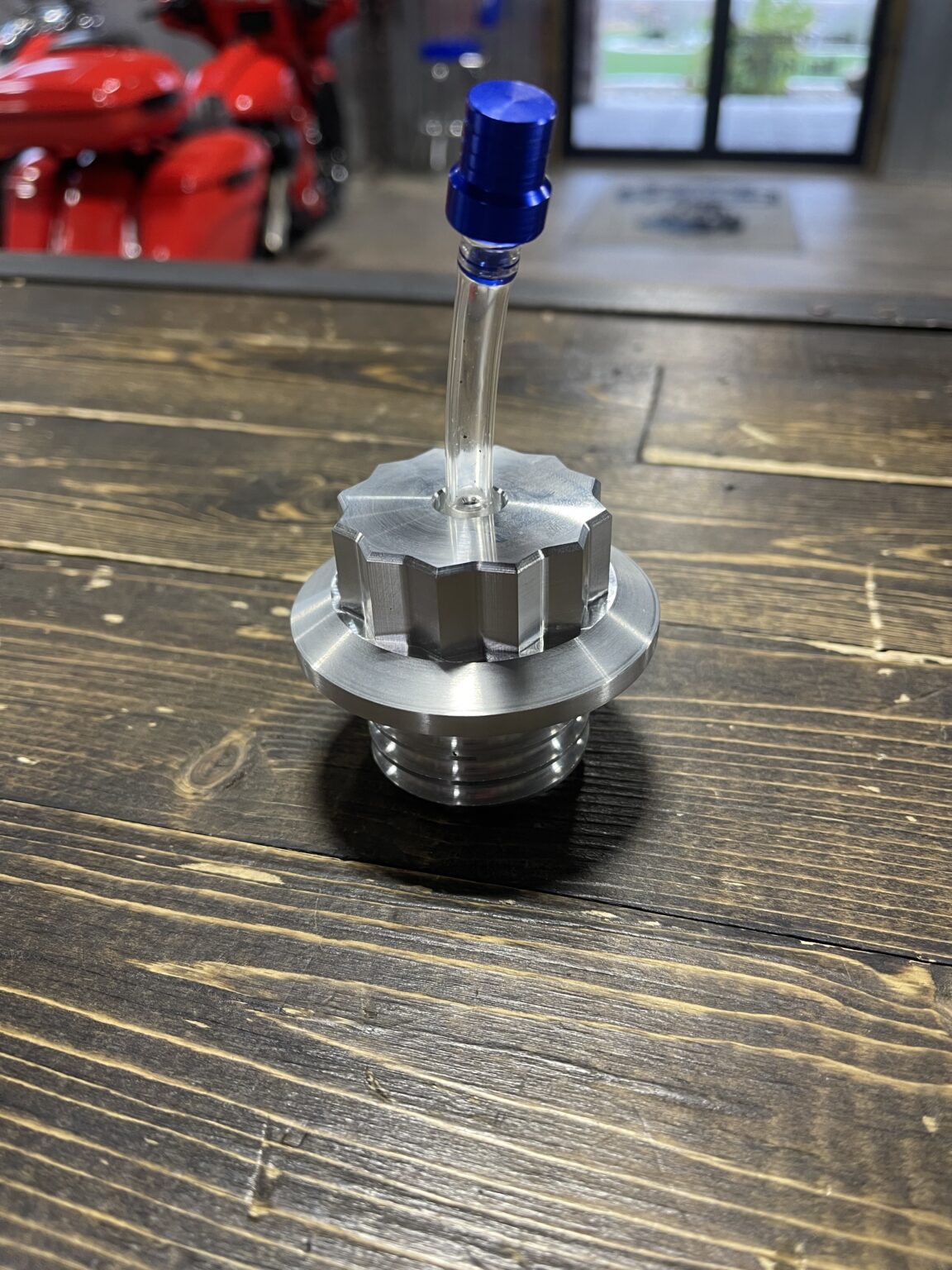 12 Point Vented Gas Cap Curly's