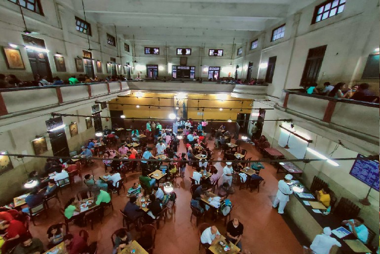 This Is The Oldest Coffee House In Kolkata Dating Back To 1942 Curly