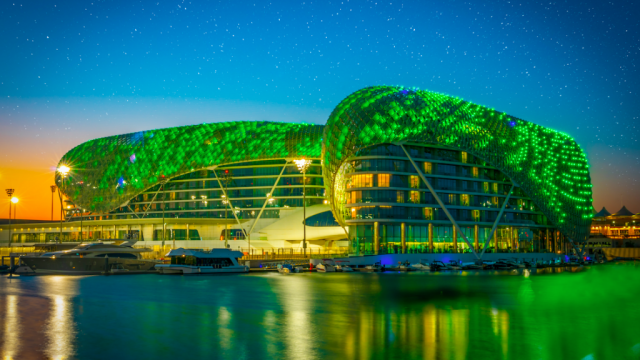 Dubai's Burj Khalifa Turns Green For St Patrick's Day Curly Tales