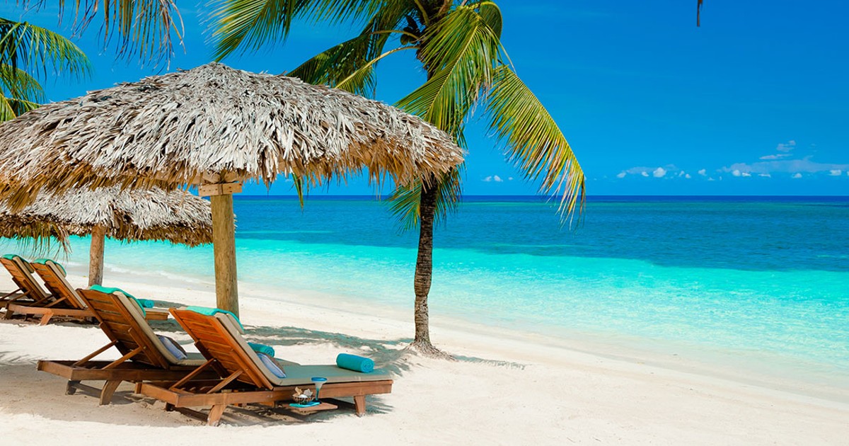 International Travel From UAE 5 Beach Destinations You Can Travel To