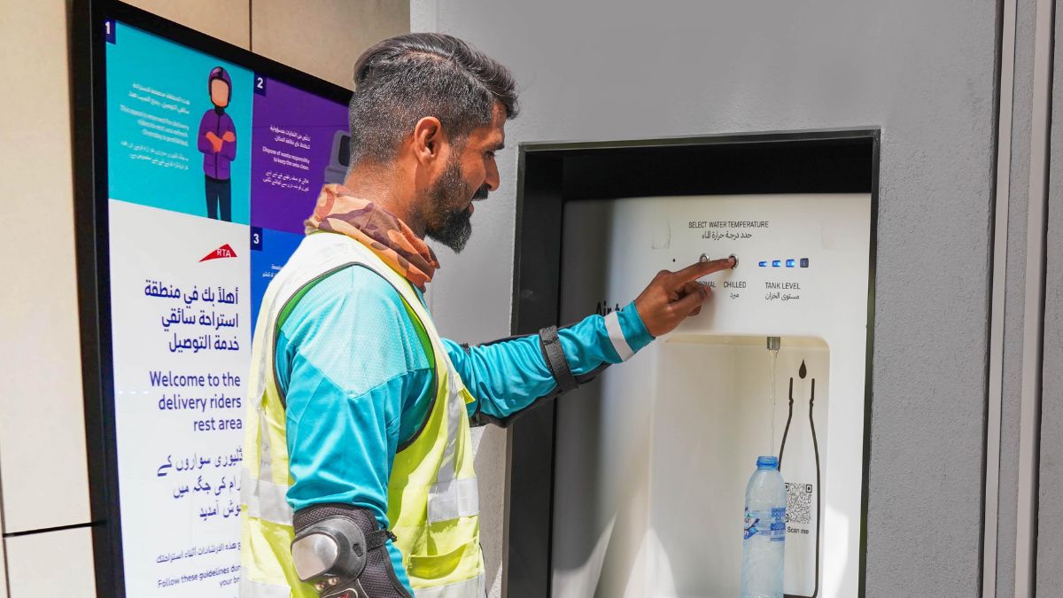 Dubai 3 AirToWater Dispensers To Be Installed For Delivery Riders In