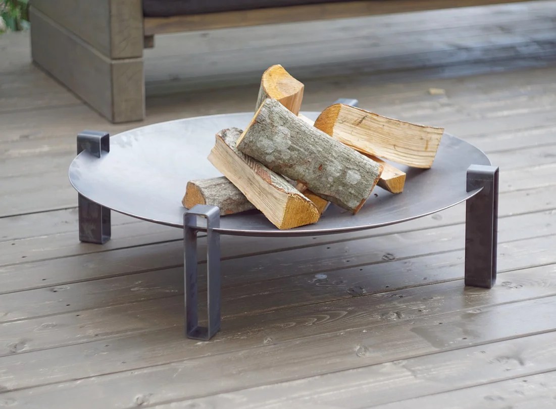 Wood Burning Fire Pit ALNA is the perfect addition to any backyard patio