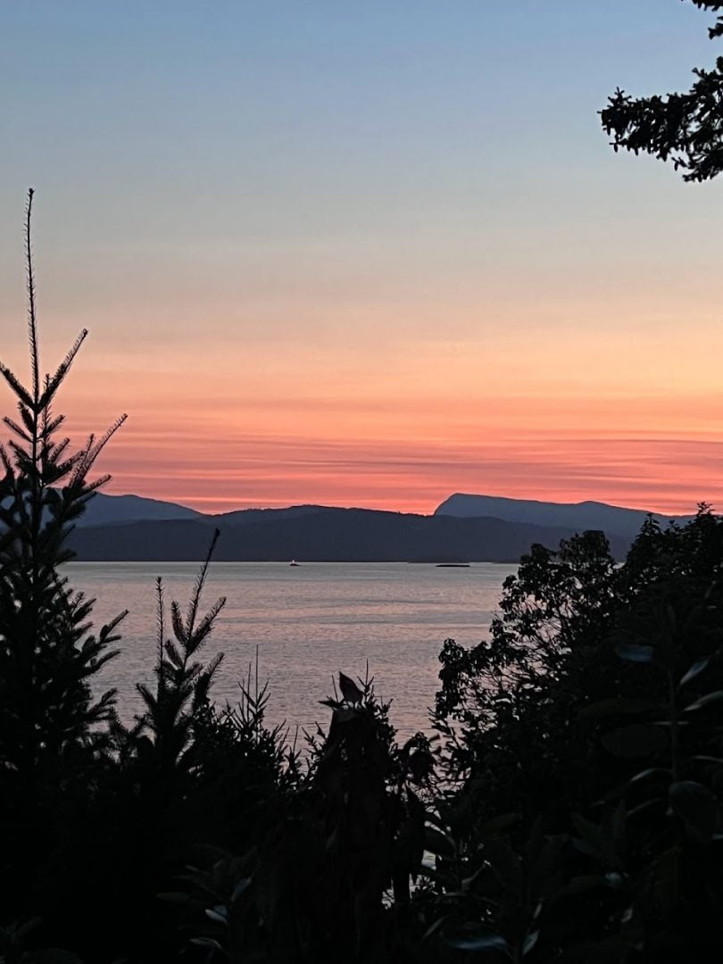 Pender Island Cottage Rental Currents Cottage 12