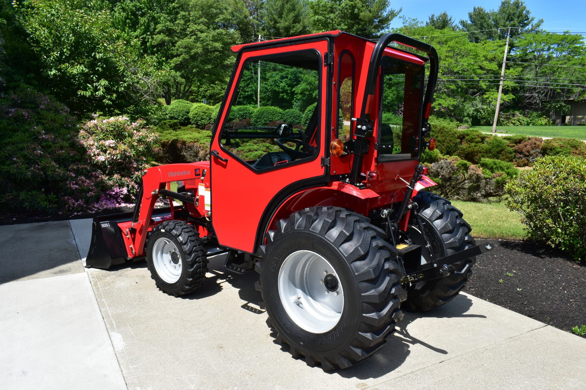 Curtis Industries Introduces AllSteel Cab for the Mahindra 1626