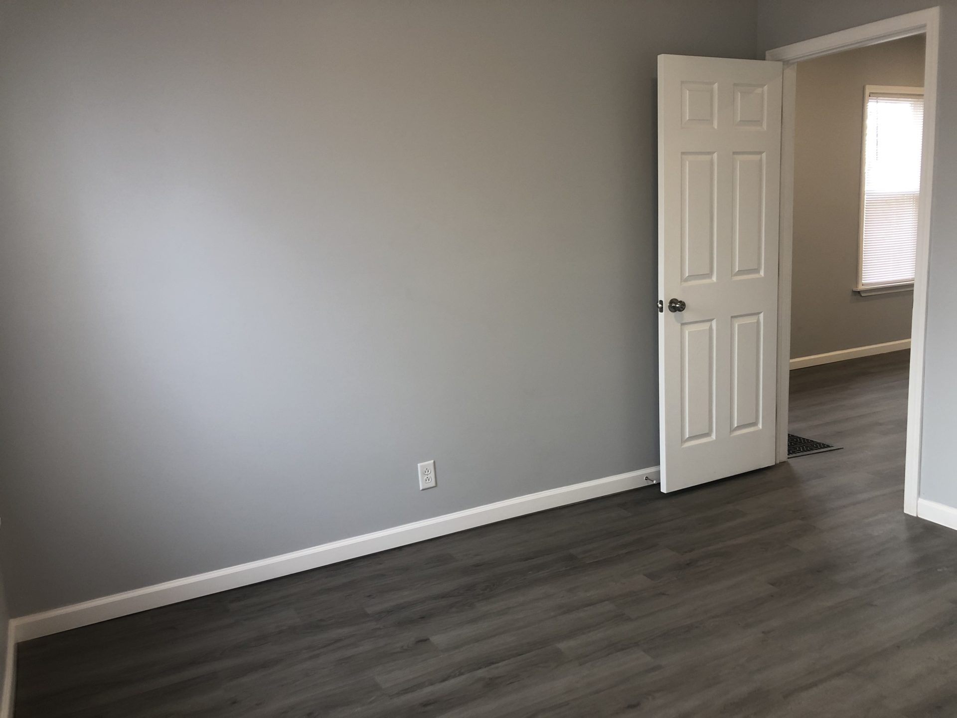 573 S Wilbur Ave Apt 1 Syracuse, NY Newly Remodeled Apartment in Tipp