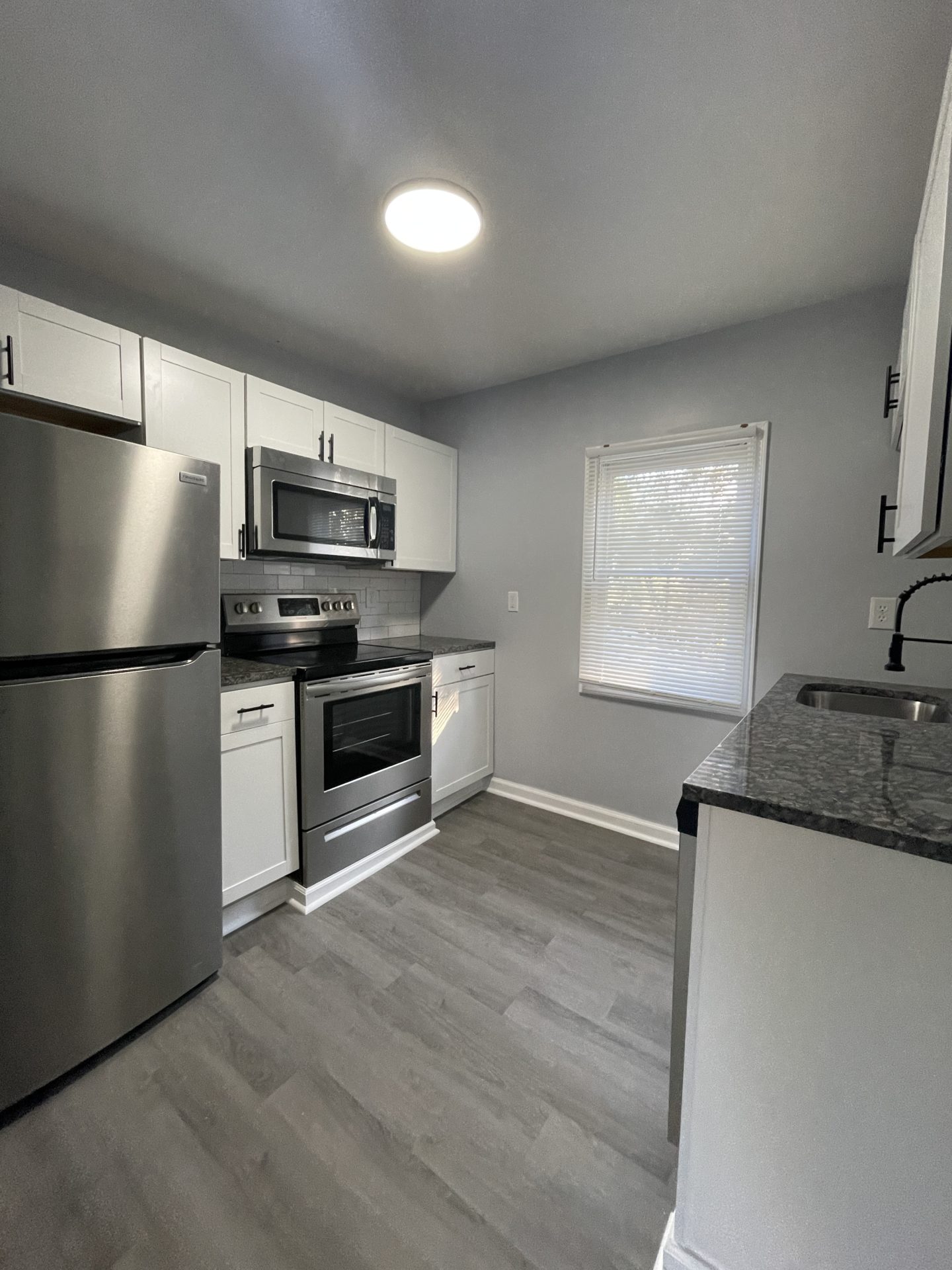 207 W Marcellus St Apt 4 Syracuse, NY Brand New Apartment in Tipp