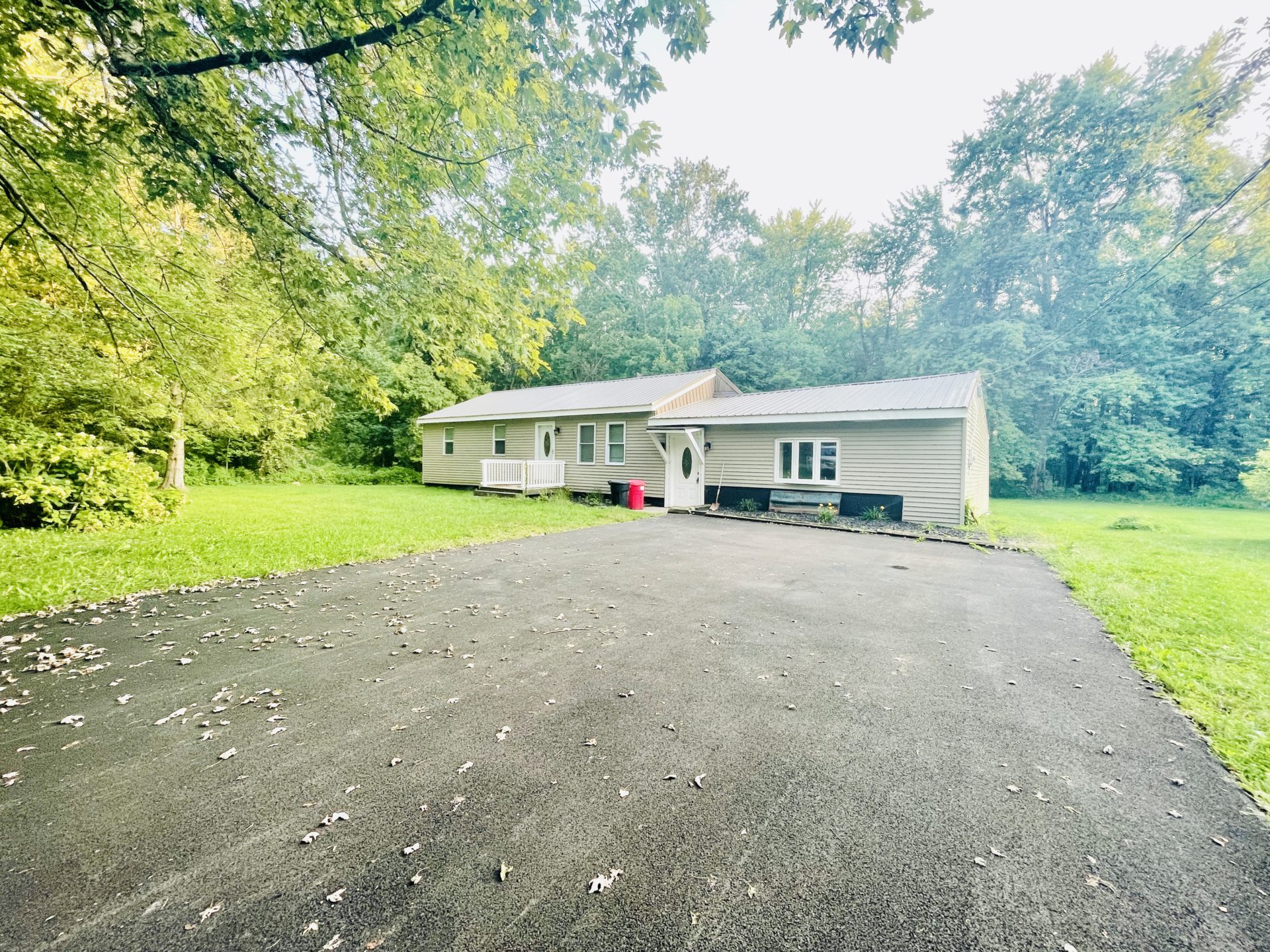 9541 Horseshoe Island Rd Clay, NY Updated Apartment on Horseshoe
