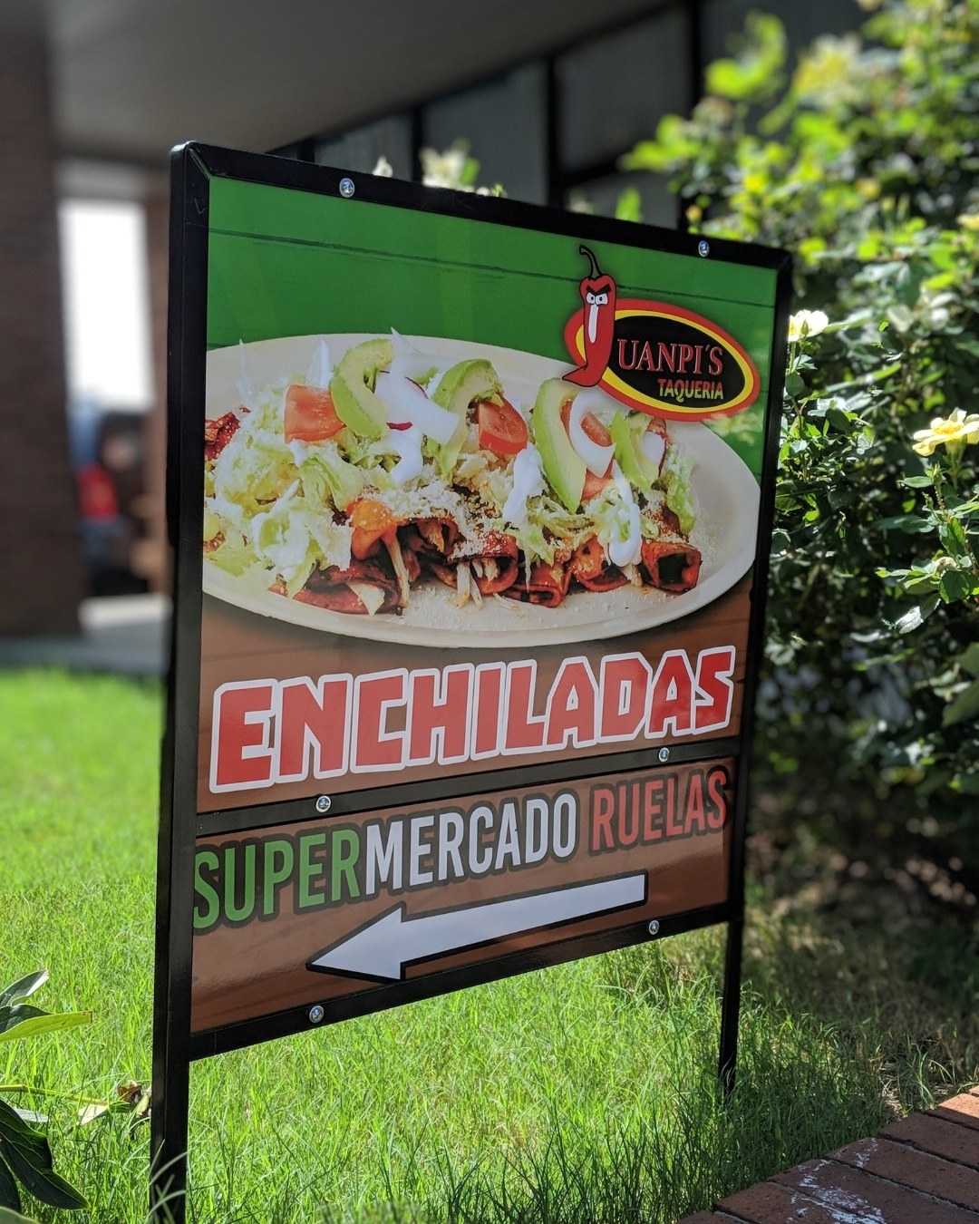 Metal Yard Signs Cuspide Signs