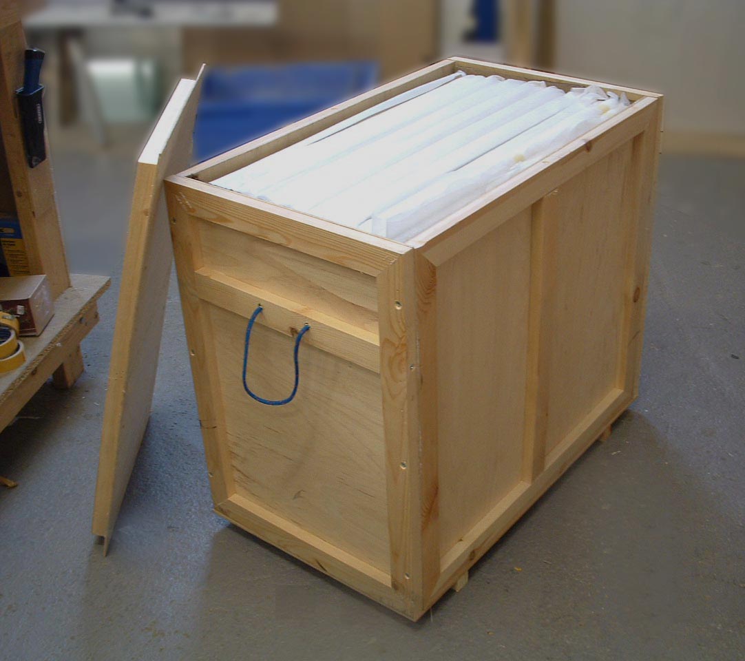 PACKAGING & SHIPPING CUSTOM FRAMES