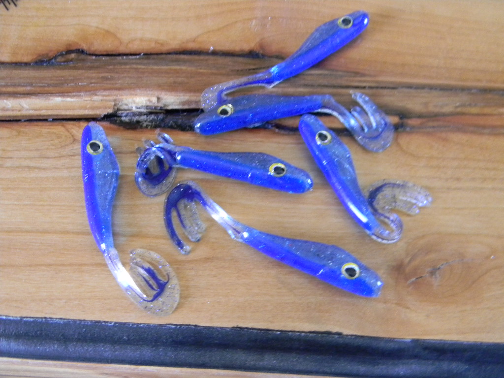 Custom Baits Forum New Color with the Swirl in the Tail