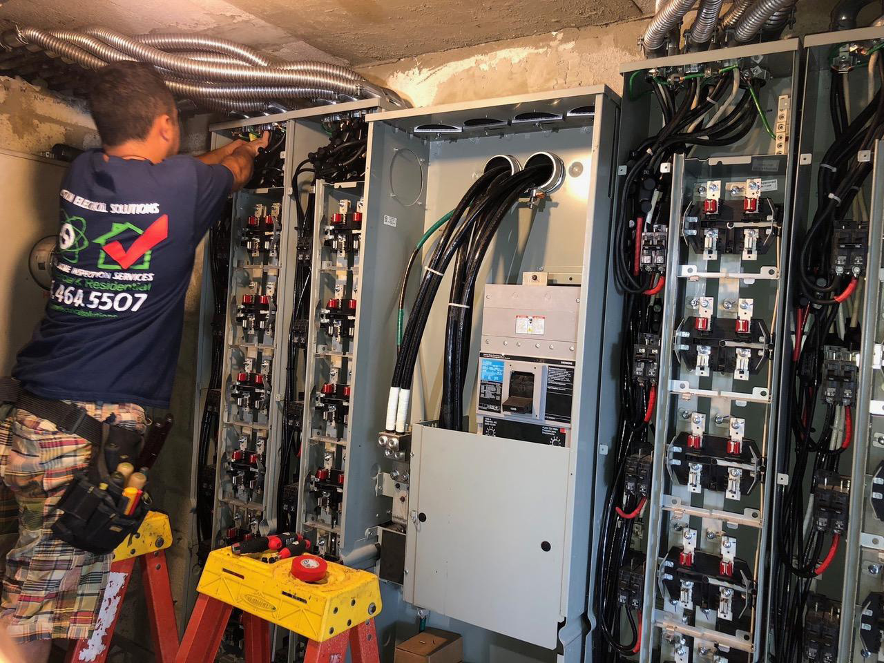 Professional Electricians Serving Miami Dade, Broward and West Palm