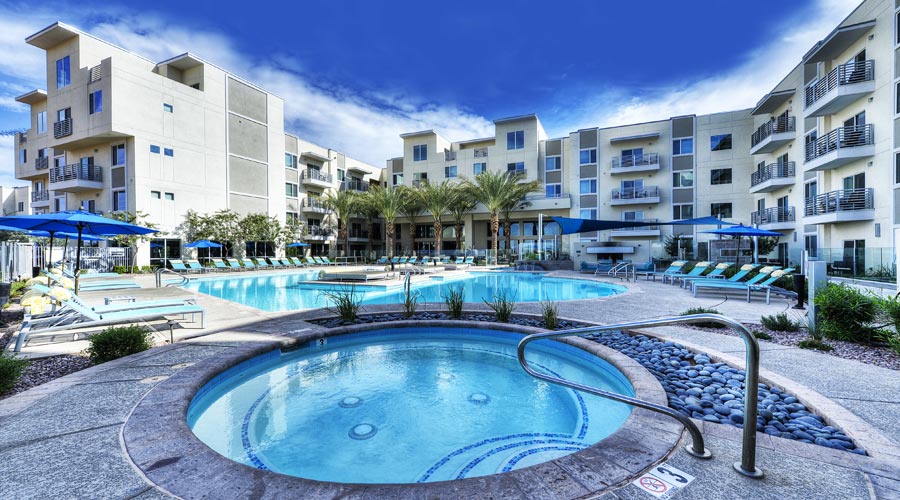 Scottsdale, Arizona Luxury Condo & Resort Amenities For Golf Vacation