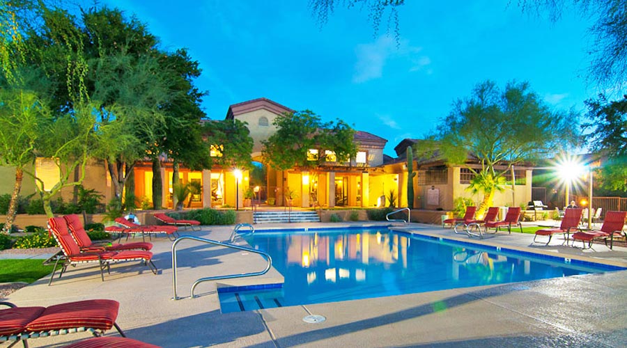 Scottsdale, Arizona Luxury Condo & Resort Amenities For Golf Vacation