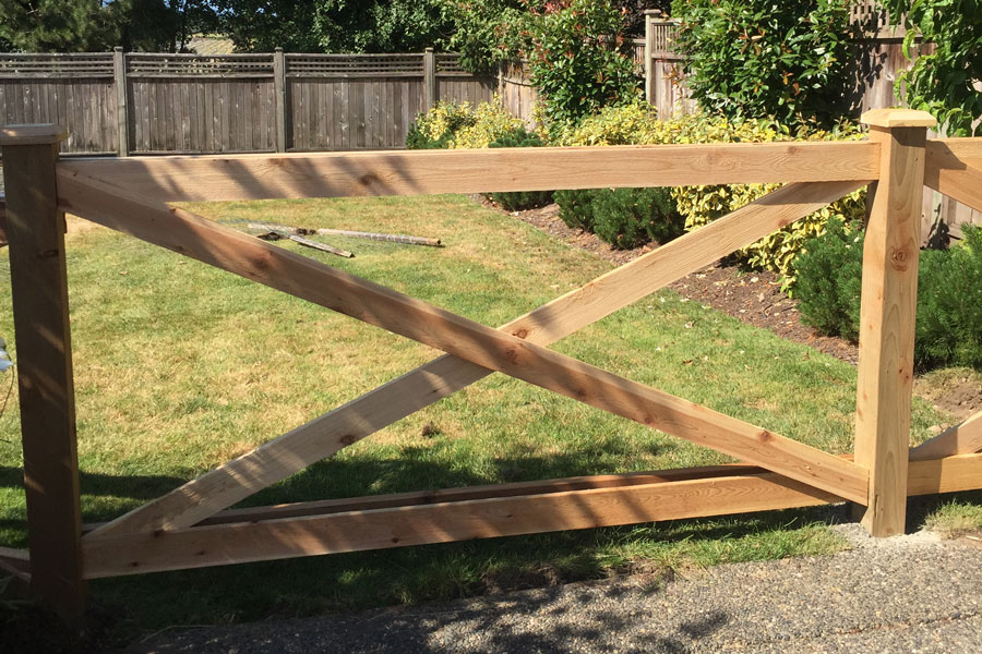 Kambere Fences • Custom Fences BC • Vancouver, Abbotsford, Surrey, Langley