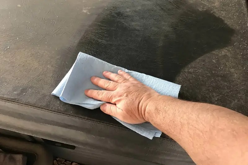 Hot Tub Cover Lift The Comprehensive Buyers Guide